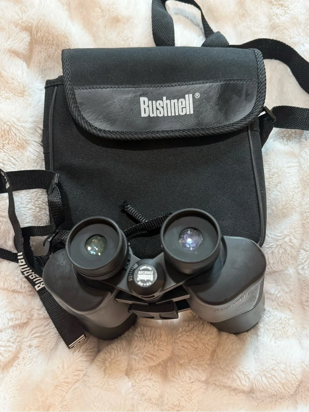 Bushnell Black Binoculars with Carry Case and Neck Strap